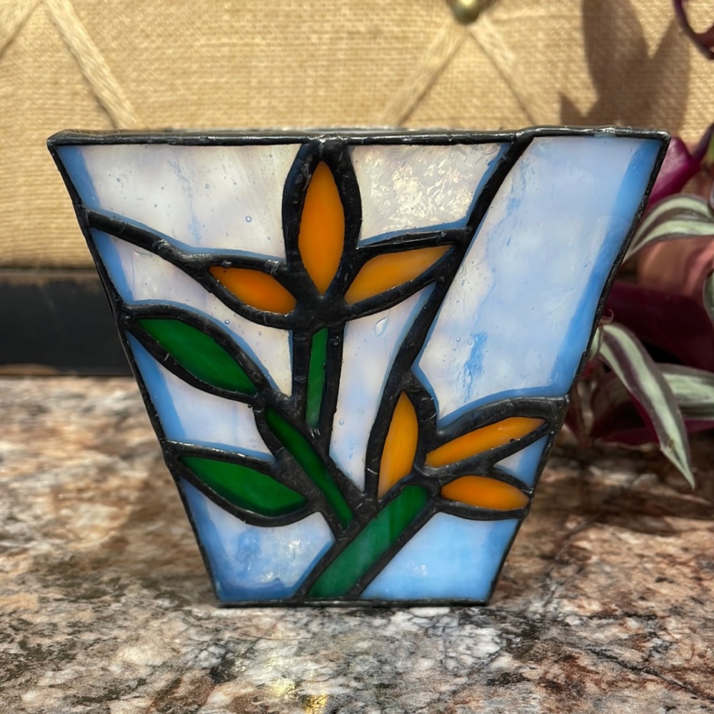 Stained glass votive holder